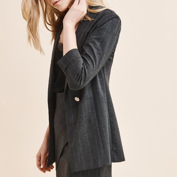 BNWT Dynamite Pinstripe Oversized Blazer - Picture 2 of 5